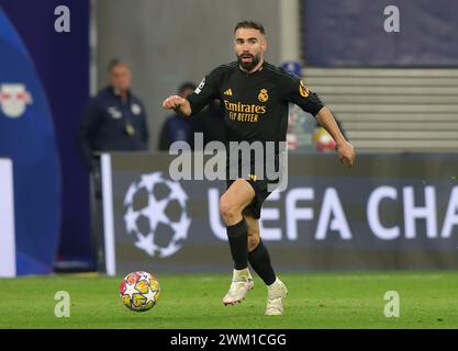 firo: 13.02.2024, Fußball, UEFA CHAMPIONS LEAGUE, Saison 2023/2024, UCL, CL, Achtelfinale, erstes Leg, RB Leipzig, Red Bull Leipzig - Real Madrid 0:1 Dani Carvajal, echte, individuelle Action Stockfoto