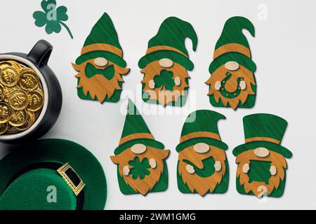 St. Patricks Day Digital Mehrschicht-Layoutdateien sind speziell für Laserschnitte, CNC-Fräsmaschinen und andere Schneidmaschinen vorbereitet. Stock Vektor
