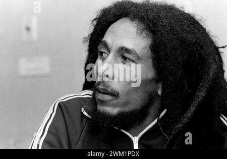 MME4702947 Portrait des jamaikanischen Reggaesängers und Gitarristen Bob Marley. 1980; (add.info.: Portrait des jamaikanischen Reggaesängers und Gitarristen Bob Marley. 1980); © Marcello Mencarini. Alle Rechte vorbehalten 2023. Stockfoto