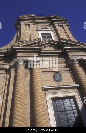 MME4730915 Recanati, Kirche San Vito. In der Kapelle der Kongregation des Adels las der junge Giacomo Leopardi in verschiedenen religiösen Zeremonien seine „heiligen Diskurse“/Recanati, Chiesa di San Vito. Nell'oratorio della Congregazione dei nobili il giovane Giacomo Leopardi lesse in variates solennit religiose i suoi “” Discorsi sacri” - (add.info.: Recanati, Kirche San Vito. In der Kapelle der Kongregation des Adels las der junge Giacomo Leopardi in verschiedenen religiösen Zeremonien seine „heiligen Diskurse“/Recanati, Chiesa di San Vito. Nell'oratorio della Congregazione dei nobili il giova Stockfoto