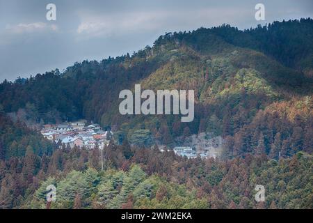 Blick auf Koyasan von der Kohechi Kumano Kodo Pilgerroute, Mount Koya, Wakayama, Japan Stockfoto