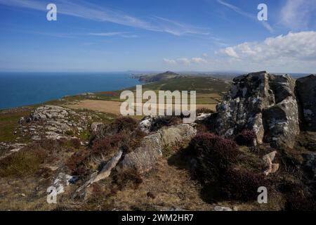 Der Blick vom Gipfel des Carn Llidi in der Nähe von St David's Head in Pembrokeshire, Wales Stockfoto