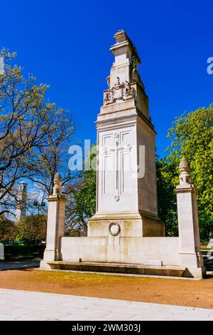 Die Southampton Ehrenmal ist ein Stein Denkmal am Watt Park in Southampton, England, die sich ursprünglich an die Opfer des Ersten Weltkrieges gewidmet. Sou Stockfoto