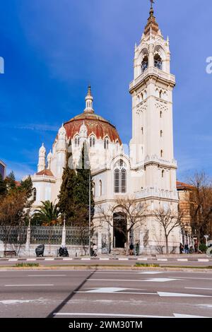 Die Kirche San Manuel y San Benito, Iglesia de San Manuel y San Benito, ist eine katholische Kirche in Madrid, eines der bekanntesten Gebäude Stockfoto