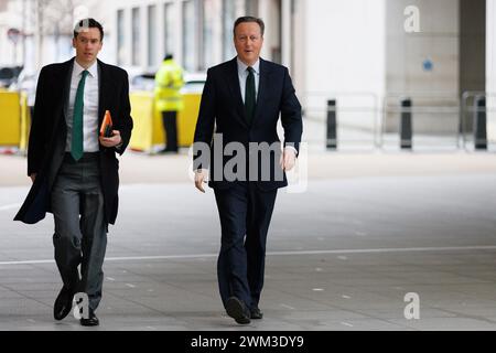 Kommt am Sonntagmorgen mit Laura Kuenssberg beim BBC-Sender Portland Street an. Bild aufgenommen am 14. Januar 2023. © Belinda Jiao Jiao Stockfoto