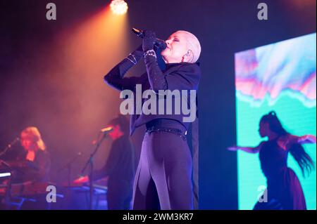 Manchester, Großbritannien. Februar 2024. Alison Goldfrapp tritt an der Manchester Academy auf ihrer Solo-Tour „The Love Invention“ auf. 23 . 02 2024 . Quelle: Gary Mather/Alamy Live News Stockfoto