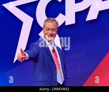 National Harbor, Maryland, USA. Februar 2024. Nigel Farage bei der CPAC DC Konferenz 2024 in National Harbor, Maryland. (Kreditbild: © Dominic Gwinn/ZUMA Press Wire) NUR REDAKTIONELLE VERWENDUNG! Nicht für kommerzielle ZWECKE! Stockfoto