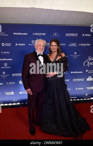 Dieter Hallervorden und Ehefrau Christiane Zander beim 16. SemperOpernball 2024 in der Semperoper. Dresden, 23.02.2024 Stockfoto