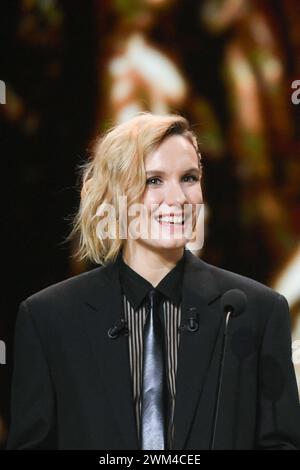 Berlin, Deutschland. Februar 2024. ANA Girardot nahm am 23. Februar 2024 an den 49. Cesar Film Awards im L’Olympia in Paris Teil. Foto: Aurore Marechal/ABACAPRESS.COM Credit: Abaca Press/Alamy Live News Stockfoto