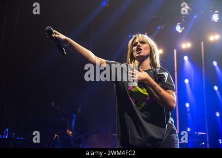 23. Februar 2024: US-amerikanische Sängerin, Songwriterin und Schauspielerin RENEE RAPP spielt eine ausverkaufte Show im Manchester Apollo. Rapp erhielt Anerkennung durch die Rolle der Regina George im Broadway-Musical Mean Girls (2019–2020). Rapp veröffentlichte 2022 ihre Debüt-EP Everything To Everyone, 2023 folgte ihr Studioalbum Snow Angel. (Kreditbild: © Myles Wright/ZUMA Press Wire) NUR REDAKTIONELLE VERWENDUNG! Nicht für kommerzielle ZWECKE! Stockfoto
