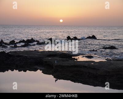 Atlantik bei La Jaca (Arico, Teneriffa, Kanarische Inseln, Spanien) Stockfoto