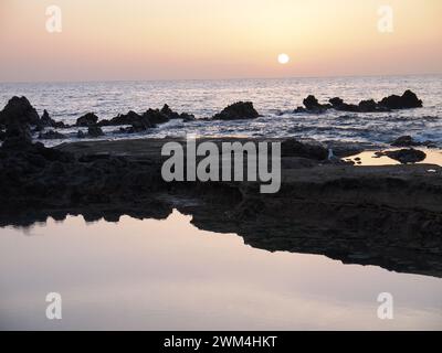 Atlantik bei La Jaca (Arico, Teneriffa, Kanarische Inseln, Spanien) Stockfoto