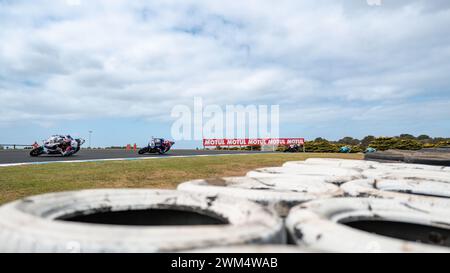 Phillip Island Grand Prix Circuit, 24. Februar 2024: Die Eröffnungsrunde in Rennen 1 während der Superbike-Weltmeisterschaft 2024. Corleve/Alamy Live News Stockfoto