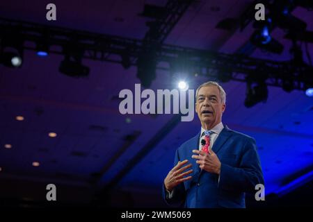 Oxon Hill, Usa. Februar 2024. Nigel Farage bei der Konservativen Politischen Aktionskonferenz 2024 in National Harbor, Maryland, USA, am Freitag, den 23. Februar, 2024. Foto: Annabelle Gordon/CNP/ABACAPRESS.COM Credit: abaca Press/Alamy Live News Stockfoto