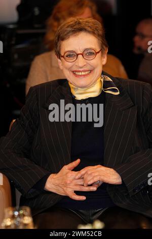 Hamburg, Deutschland 23. Februar 2024: NDR Talk Show - 23.02.2024 im Bild: Katharina Thalbach NDR Studio Hamburg *** Hamburg, Deutschland 23. Februar 2024 NDR Talk Show 23 02 2024 im Bild Katharina Thalbach NDR Studio Hamburg Copyright: XFotostandx/xMeyerx Stockfoto