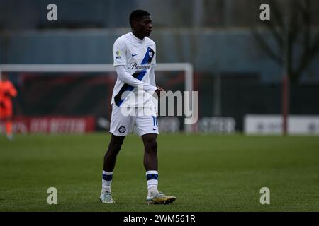 Mailand, Italien, 24. Februar 2024. Kamate, Inter-Spieler, während des Spiels zwischen Mailand und Internazionale für Primavera 1 bei CS Vismara, Mailand. Quelle: Rogério Moroti/Alamy Live News. Stockfoto