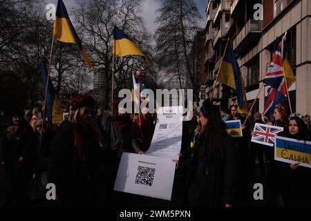 London, Großbritannien. Februar 2024. Solidarität mit der Ukraine marschiert vom Marmorbogen zum Trafalgar Squareon, dem Tag, an dem zwei Jahre nach der russischen Invasion vergangen sind. Quelle: Joao Daniel Pereira/Alamy Live News Stockfoto