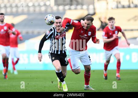 Nottingham am Samstag, den 24. Februar 2024. Während des Spiels der Sky Bet League 2 zwischen Notts County und Crewe Alexandra in Meadow Lane, Nottingham am Samstag, den 24. Februar 2024. (Foto: Jon Hobley | MI News) Credit: MI News & Sport /Alamy Live News Stockfoto