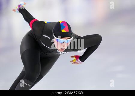 Heerenveen, Niederlande. Februar 2024. HEERENVEEN, NIEDERLANDE - 24. FEBRUAR: Naomi Verkerk vom Team Novus trat beim Daikin NK Sprint am 24. Februar 2024 in Thialf in Heerenveen, Niederlande, auf der 1000 m an. (Foto von Douwe Bijlsma/Orange Pictures) Credit: Orange Pics BV/Alamy Live News Stockfoto