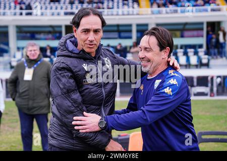 Brescia, Italien. Februar 2024. Der Cheftrainer Alessandro Nesta (AC Reggiana) und der zweite Trainer Christian Maraner (Brescia Calcio) während des Spiels Brescia Calcio vs AC Reggiana, italienischer Fußball Serie B in Brescia, Italien, 24. Februar 2024 Credit: Independent Photo Agency/Alamy Live News Stockfoto