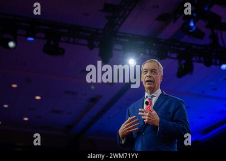 Oxon Hill, Usa. Februar 2024. Nigel Farage bei der Konservativen Politischen Aktionskonferenz 2024 in National Harbor, Maryland, USA, am Freitag, den 23. Februar, 2024. Credit: Annabelle Gordon /CNP/SIPA USA Credit: SIPA USA/Alamy Live News Stockfoto