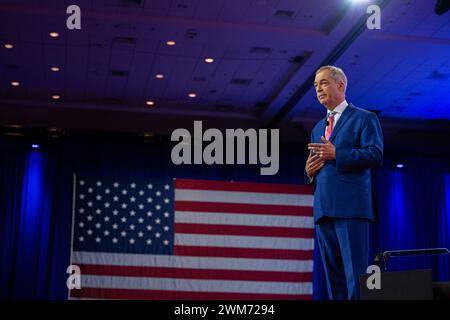 Oxon Hill, Usa. Februar 2024. Nigel Farage bei der Konservativen Politischen Aktionskonferenz 2024 in National Harbor, Maryland, USA, am Freitag, den 23. Februar, 2024. Credit: Annabelle Gordon /CNP/SIPA USA Credit: SIPA USA/Alamy Live News Stockfoto