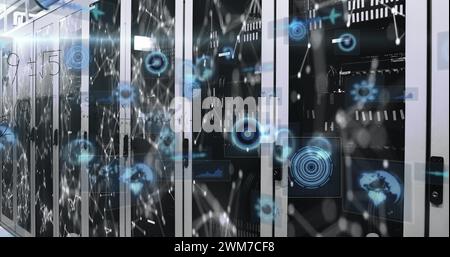 Bild der Datenverarbeitung über dem Serverraum Stockfoto