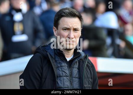 Nottingham am Samstag, den 24. Februar 2024. Stuart Maynard, Manager von Notts County während des Spiels der Sky Bet League 2 zwischen Notts County und Crewe Alexandra in der Meadow Lane, Nottingham am Samstag, den 24. Februar 2024. (Foto: Jon Hobley | MI News) Credit: MI News & Sport /Alamy Live News Stockfoto