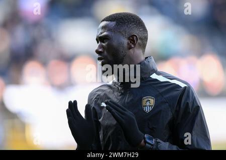 Nottingham am Samstag, den 24. Februar 2024. Alassana Jatta aus Notts County während des Spiels der Sky Bet League 2 zwischen Notts County und Crewe Alexandra in Meadow Lane, Nottingham am Samstag, den 24. Februar 2024. (Foto: Jon Hobley | MI News) Credit: MI News & Sport /Alamy Live News Stockfoto