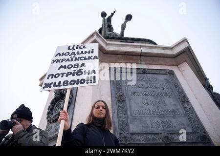 Wien, Österreich. 24. Februar 2024. Ukraine-Demo Marsch des Lichtes anlässlich des Jahrestags des russischen Überfalls auf die Ukraine in Wien. Wien *** Wien, Österreich 24. Februar 2024 Ukraine Demo Marsch des Lichts anlässlich des Jahrestages der russischen Invasion der Ukraine in Wien Stockfoto