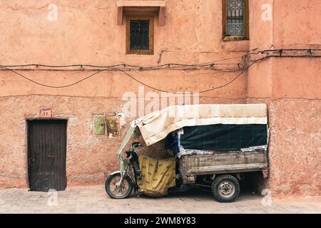 Affe Auto alt in marrakesch Stockfoto
