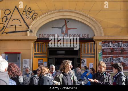 Rom, Italien. Februar 2024. Der Eingang zum San Lorenzo Popular Gym in Rom (Foto: Matteo Nardone/Pacific Press/SIPA USA) Credit: SIPA USA/Alamy Live News Stockfoto