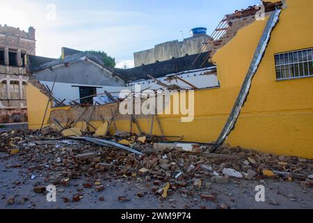 Itambe, Bahia, Brasilien. Februar 2024. SALVADOR (BA), 24/2024 - STARKREGEN ZERSTÖREN UND ZERSTÖREN EINEN TEIL DER KATHOLISCHEN KIRCHE IN ITAMBE-BA - STARKREGEN, die in den letzten Tagen den Südwesten von Bahia getroffen haben, haben einen Teil der katholischen Kirche von Sao Sebastiao niedergeschlagen und zerstört. die Hauptkirche in der Stadt Itambe, Bahia, Nordosten Brasiliens. Diesen Samstag, Den 24. Februar 2024. (Foto: Saulo Dias/Thenews2/Zumapress) (Foto: © Saulo Dias/TheNEWS2 via ZUMA Press Wire) NUR REDAKTIONELLE VERWENDUNG! Nicht für kommerzielle ZWECKE! Stockfoto