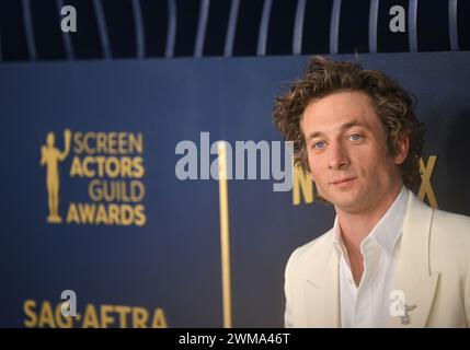 Los Angeles, USA. Februar 2024. Los Angeles, Usa. Februar 2024. Jeremy Allen White nimmt am Samstag, den 24. Februar 2023, an den 30. Jährlichen sag Awards im Shrine Auditorium and Expo Hall in Los Angeles, Kalifornien, Teil. Foto: Chris Chew/UPI Credit: UPI/Alamy Live News Credit: UPI/Alamy Live News Stockfoto