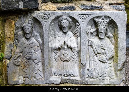 Jerpoint Abbey tipperary Ireland Grabmal im nördlichen Querschiff ist ein weiteres Meisterwerk des Bildhauers Rory O’Tunney. Hochwertige Fotos Stockfoto