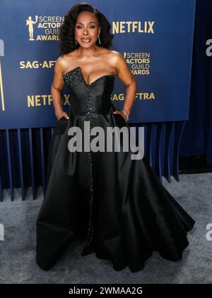 Los Angeles, USA. Februar 2024. Sheryl Lee Ralph geht auf dem roten Teppich bei den Screen Actors Guild Awards, die am Samstag, den 24. Februar 2024, im Shrine Auditorium und in der Expo Hall in Los Angeles, KALIFORNIEN, stattfanden. (Foto: Sthanlee B. Mirador/SIPA USA) Credit: SIPA USA/Alamy Live News Stockfoto