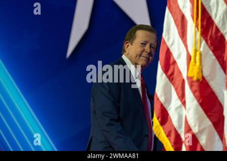 Oxon Hill, Usa. Februar 2024. Lou Dobbs bei der Konservativen Politischen Aktionskonferenz 2024 in National Harbor, Maryland, USA, am Samstag, den 24. Februar, 2024. Foto: Annabelle Gordon/CNP/ABACAPRESS.COM Credit: abaca Press/Alamy Live News Stockfoto