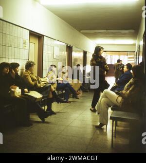 DEU, Deutschland, Dortmund: Persönlichkeiten aus Politik, Wirtschaft und Kultur aus den Jahren 1965-90 Dortmund. Arbeitsamt. Beratung .23.1.1980 Stockfoto