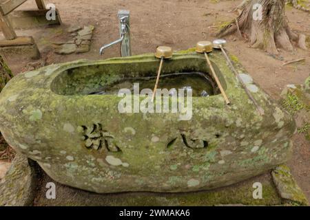 Wasserquelle entlang der Kumano Kodo Pilgerroute, Wakayama, Japan Stockfoto