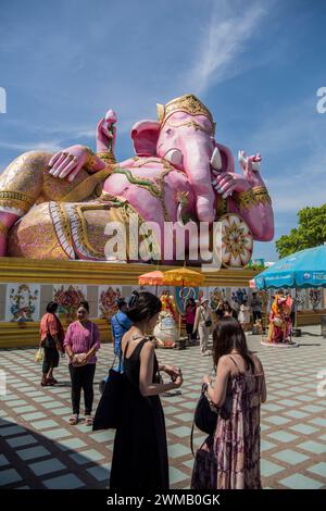 Die Ganesha im Wat Saman Rattanaram in der Stadt Mueang Chachoengsao in der Provinz Chachoengsao in Thailand. Thailand, Chachoengsao, 3. Und 20. November Stockfoto