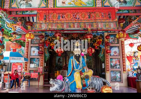 Wat Saman Rattanaram in der Stadt Mueang Chachoengsao in der Provinz Chachoengsao in Thailand. Thailand, Chachoengsao, 3. November 2023 Stockfoto