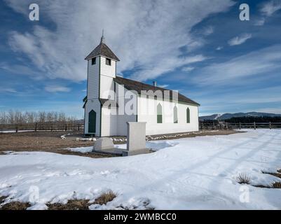 Historische hölzerne McDougall Memorial United Church im Stoney Indian Reserve in Morley, Alberta, Kanada Stockfoto