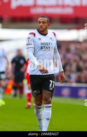 Oakwell Stadium, Barnsley, England - 24. Februar 2024 Nathaniel Mendez-Laing (11) aus Derby County - während des Spiels Barnsley gegen Derby County, Sky Bet League One, 2023/24, Oakwell Stadium, Barnsley, England - 24. Februar 2024 Credit: Mathew Marsden/WhiteRosePhotos/Alamy Live News Stockfoto