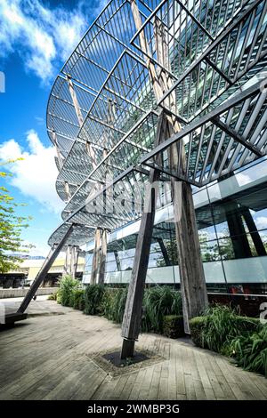 Nomura Building (2009), One Angel Lane, City of London, mit einem kohlenstoffneutralen Holzüberbau Stockfoto