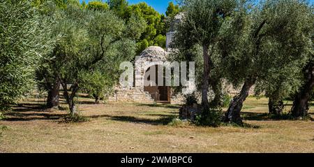 Kirche San Felice im archäologischen Bereich von Balsignano, Stadt Modugno, Provinz Bari, Region Apulien, Süditalien - 10. Jahrhundert Stockfoto