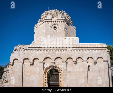 Kirche San Felice im archäologischen Bereich von Balsignano, Stadt Modugno, Provinz Bari, Region Apulien, Süditalien - 10. Jahrhundert Stockfoto