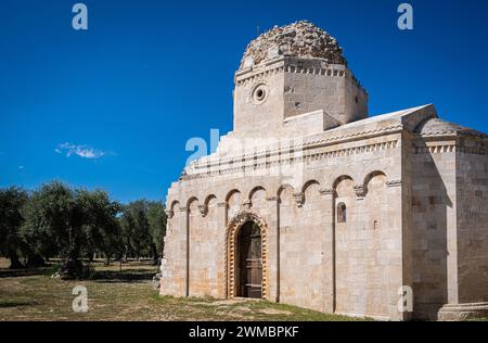 Kirche San Felice im archäologischen Bereich von Balsignano, Stadt Modugno, Provinz Bari, Region Apulien, Süditalien - 10. Jahrhundert Stockfoto