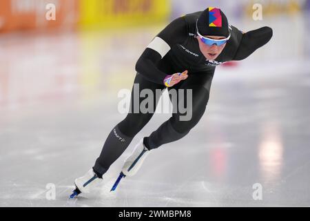 Heerenveen, Niederlande. Februar 2024. HEERENVEEN, NIEDERLANDE - 25. FEBRUAR: Naomi Verkerk vom Team Novus trat beim Daikin NK Sprint in Thialf am 25. Februar 2024 in Heerenveen, Niederlande, auf der 500m-Strecke der Frauen an. (Foto von Andre Weening/Orange Pictures) Credit: Orange Pics BV/Alamy Live News Stockfoto