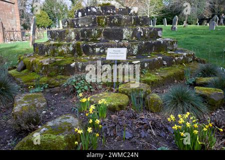 Berkswell Church. The Preaching Cross Saxon Stones, St John Baptist Anglican Church, Berkswell, Solihull, West Midlands, England Großbritannien Stockfoto