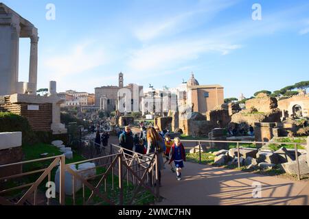 Rom Italien - 01 05 2023: Palatin, Sitz der Kaiser in Rom, Italien Stockfoto